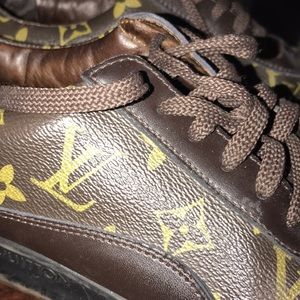 Louis Vuitton Super cute and comfortable sneakers